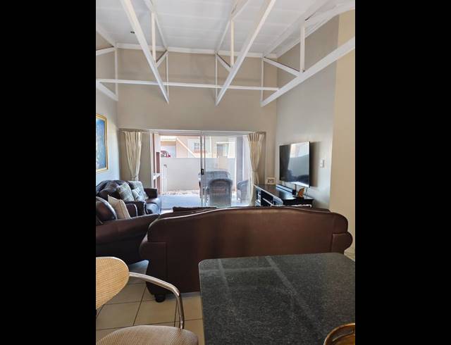 3 BEDROOM HOUSE FOR SALE IN WATERVAL EAST